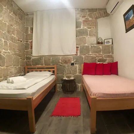 Апартаменти Plaza Stone *