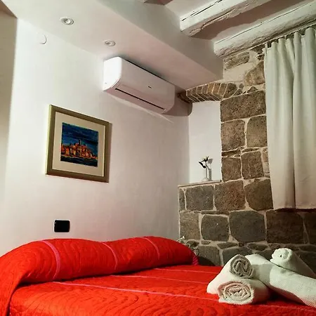 Plaza Stone Apartman *